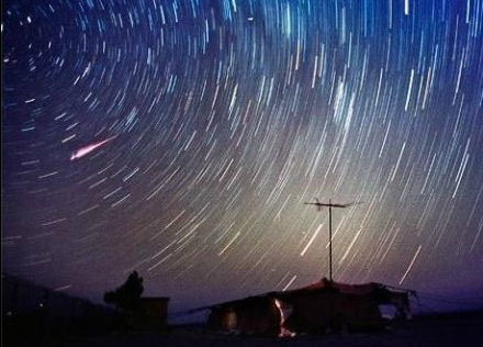 天龙座τ流星雨