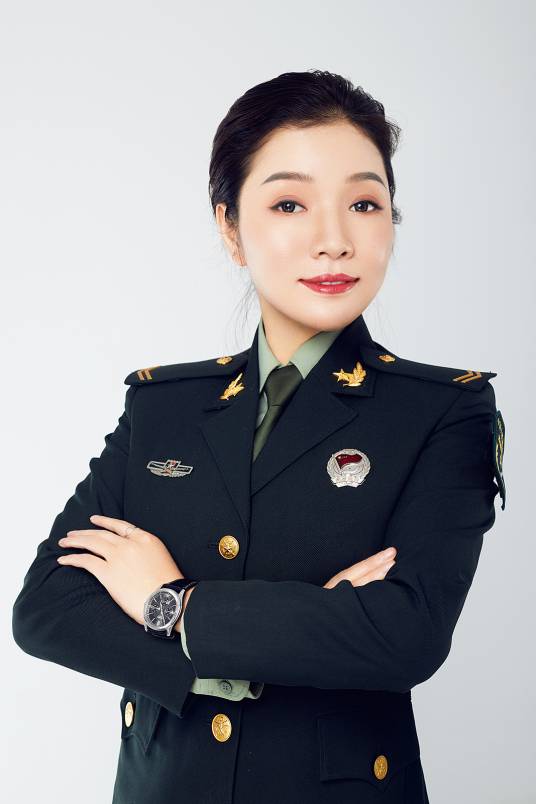 潘玲（中国内地女歌手）