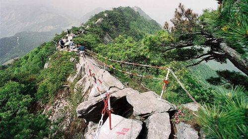 武汉薄刀峰风景区