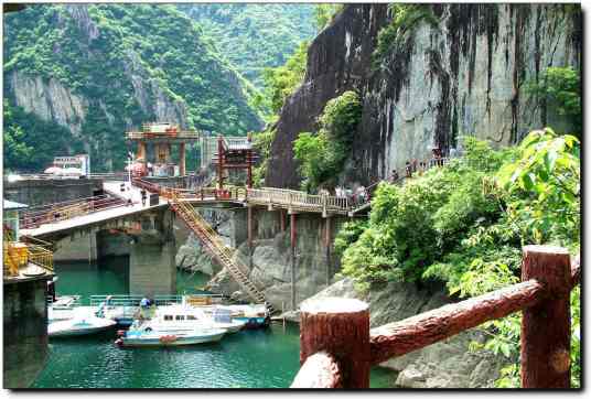 石门风景区（包头石门风景区）