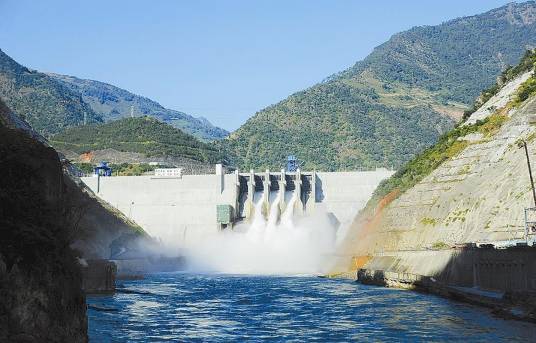 雅砻江水电基地