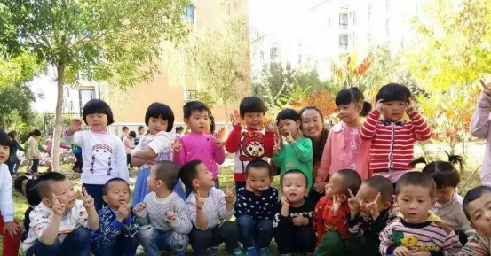 幼儿园开学第一天温馨提示语简短