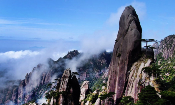 庐山香炉峰海拔最高多少米