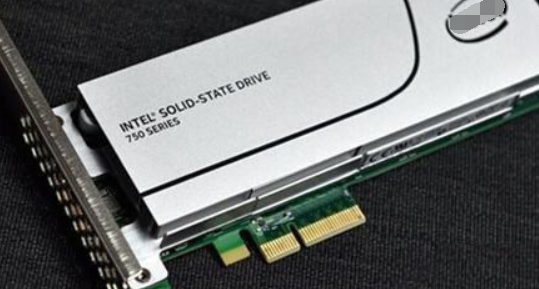 通俗易懂 SSD固态硬盘接口有哪几种类型的图解