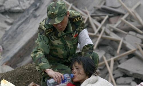 汶川发生大地震的图片。图片。