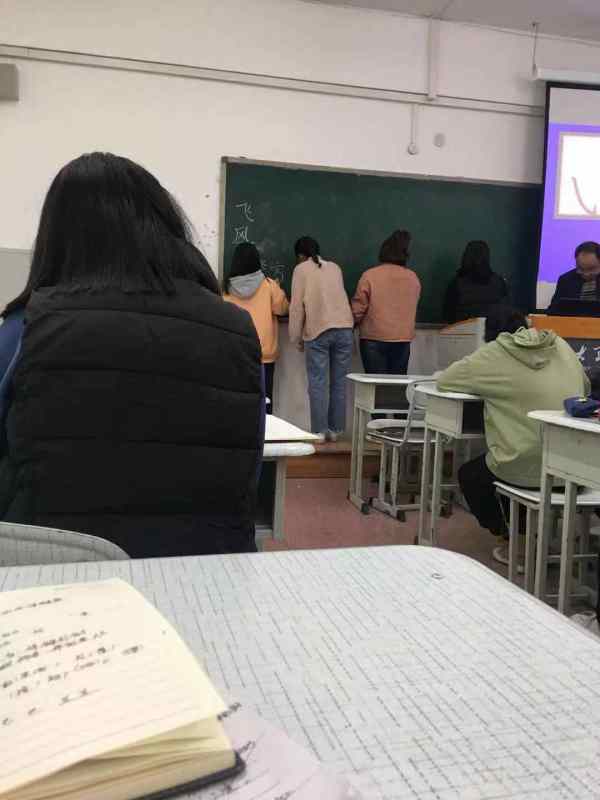 大学生活是怎样的？