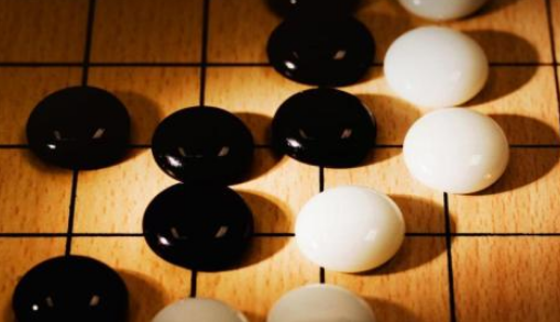 五子棋中的三禁手是什么意思？